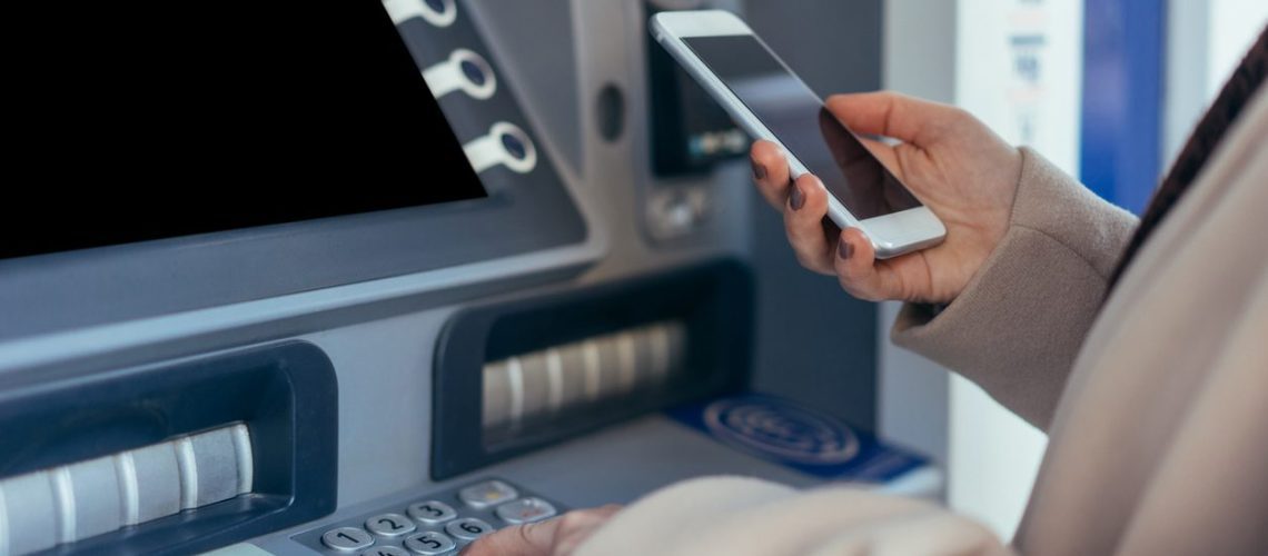 キャッシュディスペンサー